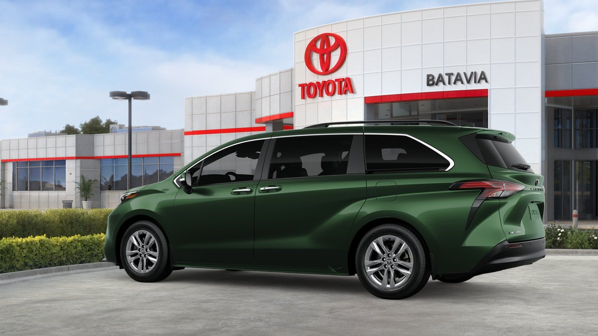 New 2026 Toyota Sienna XLE AWD/4WD image 5