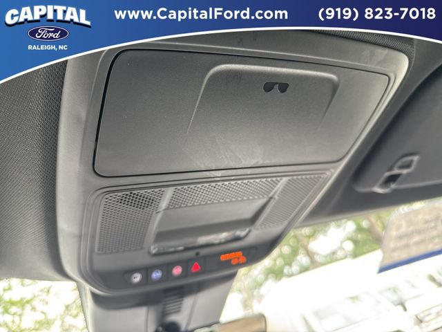 Used 2026 Chevrolet Traverse LT w/ Driver Confidence Package FWD image 32