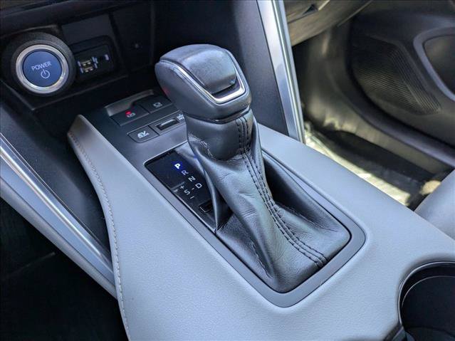 Certified 2021 Toyota Venza LE AWD/4WD image 12