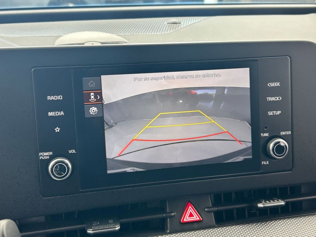 Used 2024 Kia Sportage LX image 16