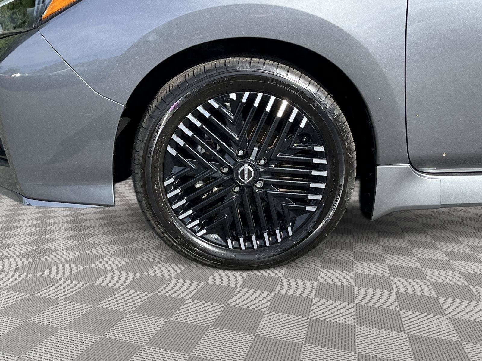 Certified 2025 Nissan Leaf SV Plus FWD image 9