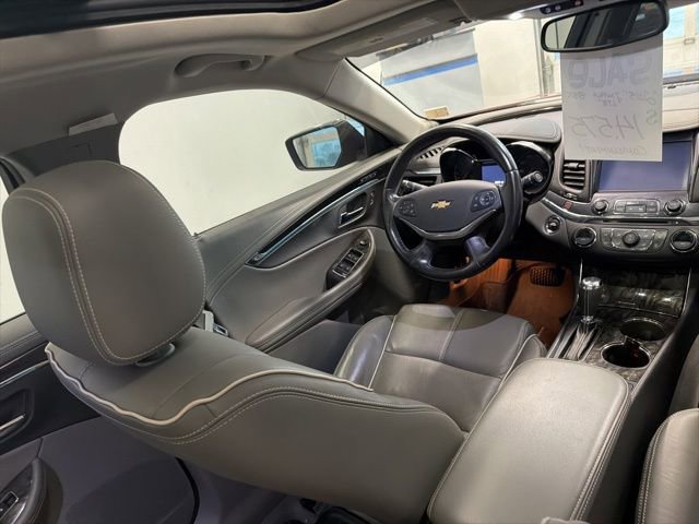Used 2015 Chevrolet Impala LTZ FWD image 32