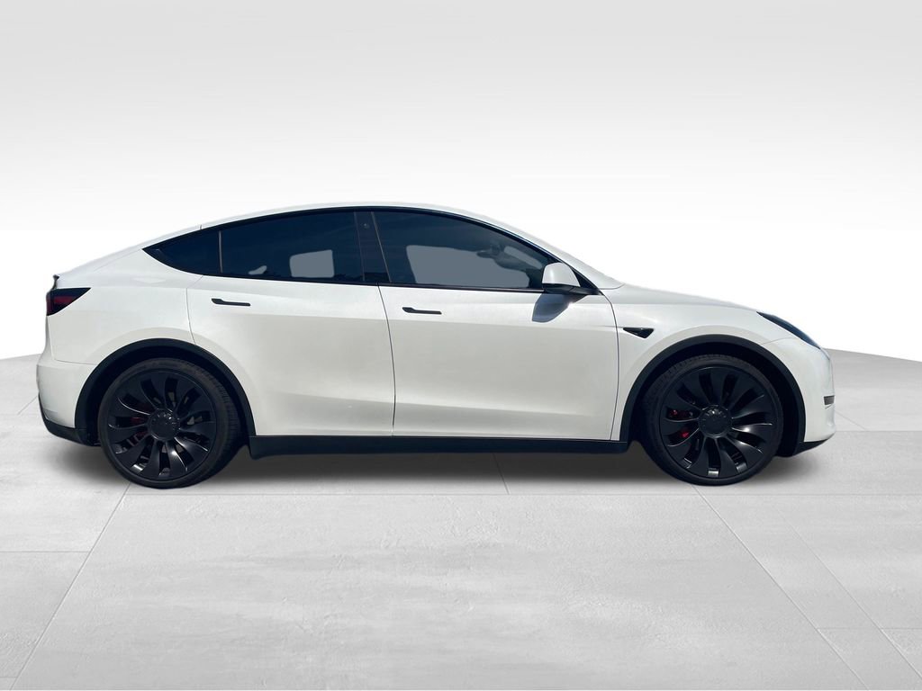 Used 2023 Tesla Model Y Performance AWD/4WD image 4