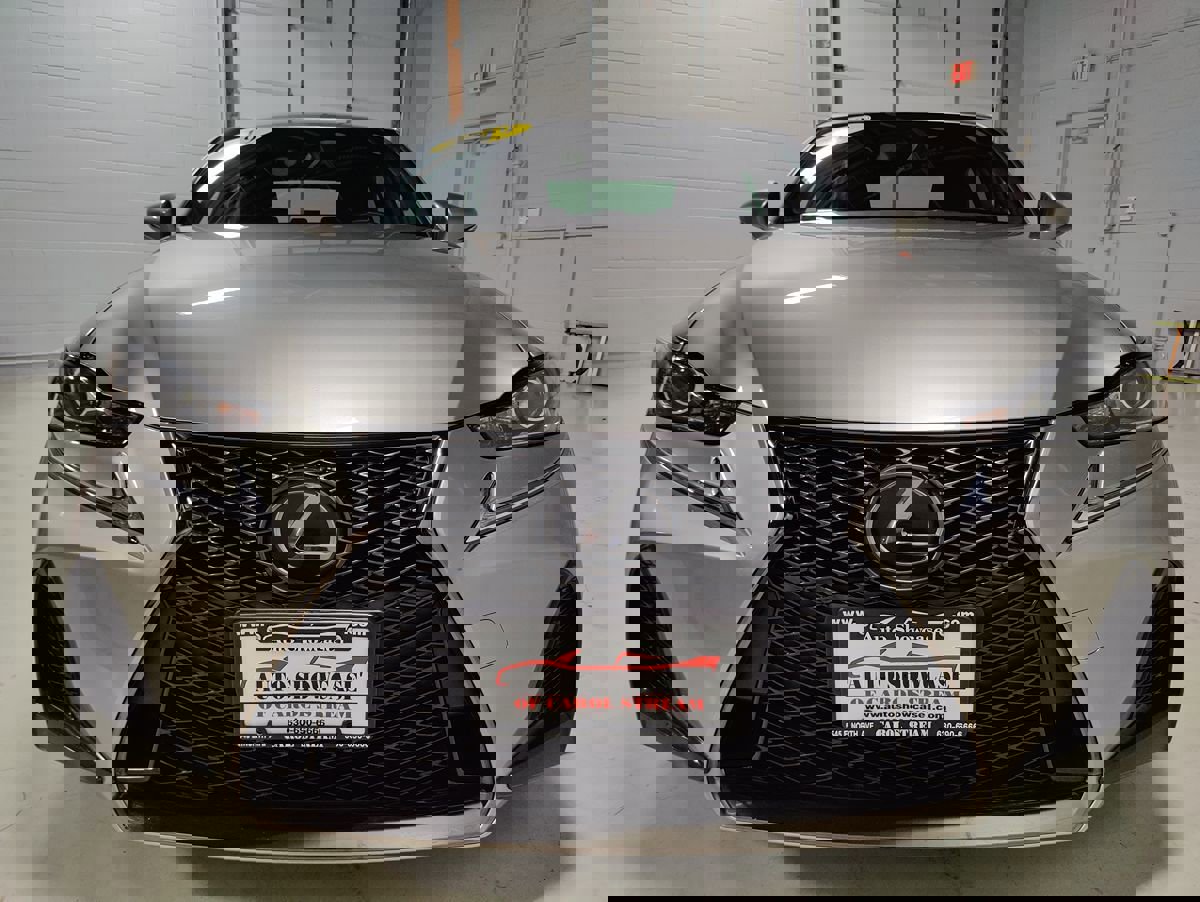 Used 2019 Lexus IS 300 F Sport w/ F Sport Package image 3