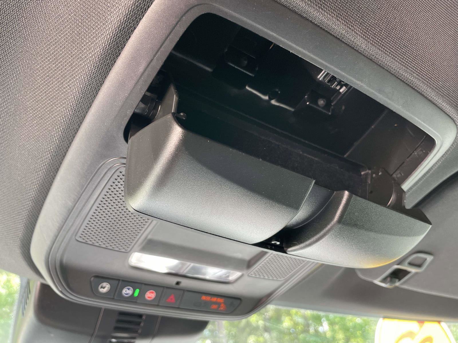 Used 2025 Chevrolet Traverse LT w/ LPO, Floor Liner Package image 15