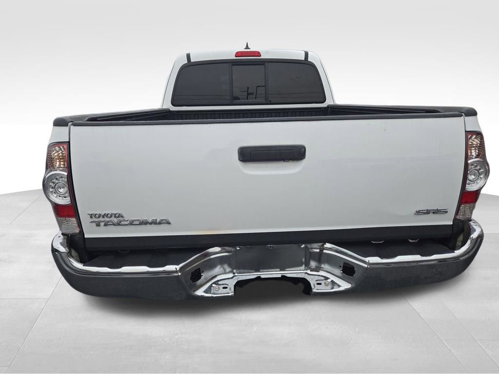 Used 2015 Toyota Tacoma 2WD Access Cab image 4