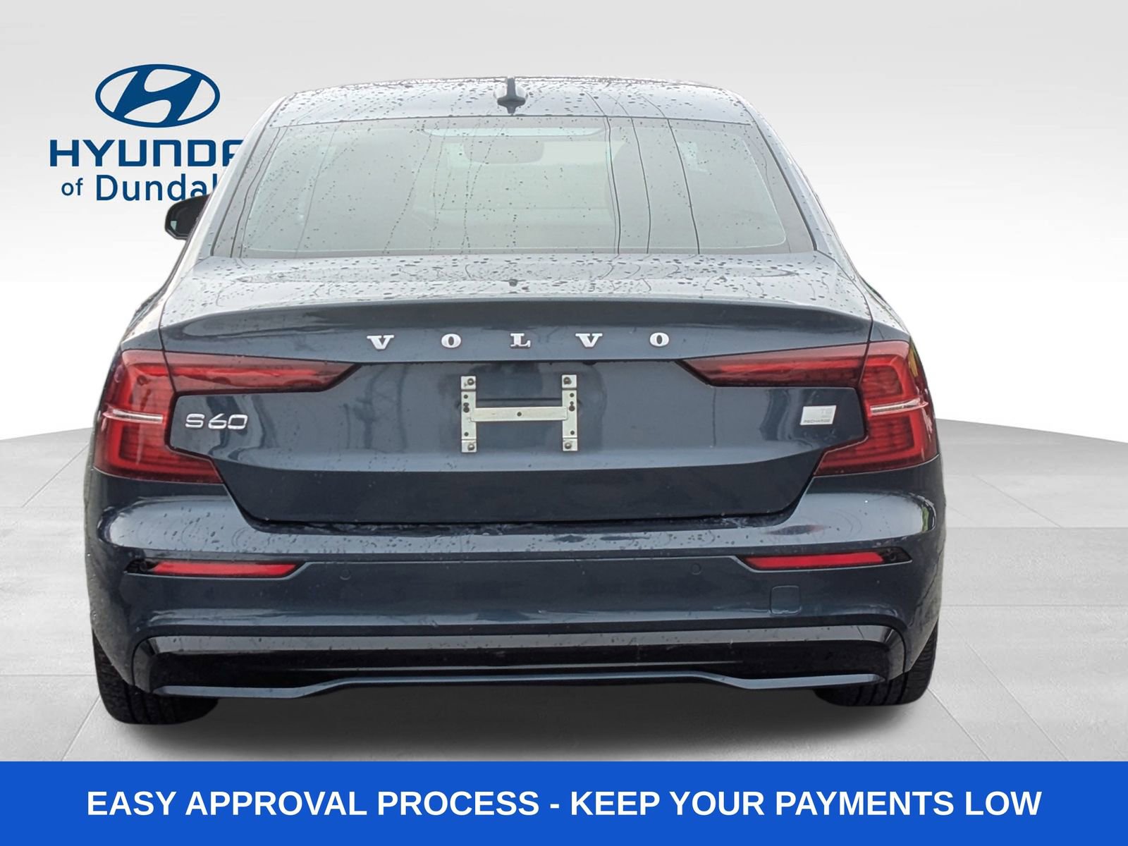 Used 2023 Volvo S60 T8 Plus image 5