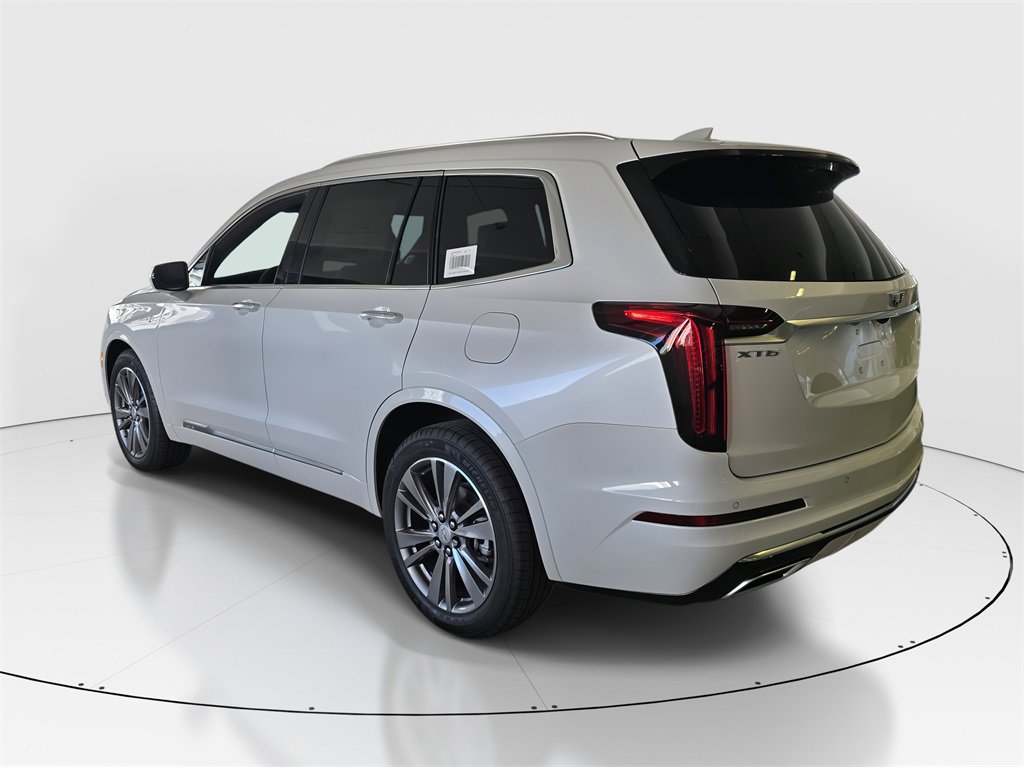 New 2025 Cadillac XT6 Premium Luxury image 4