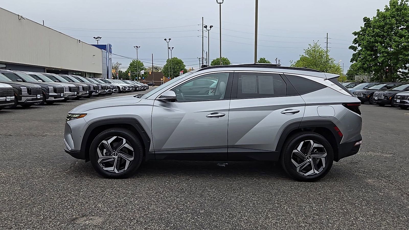 Certified 2023 Hyundai Tucson Limited AWD/4WD image 5