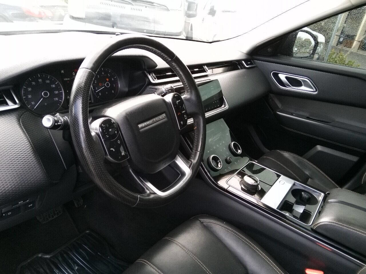 Used 2018 Land Rover Range Rover Velar S AWD/4WD image 38