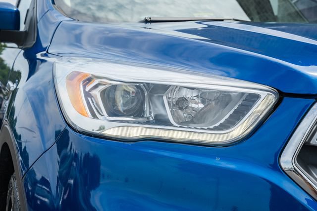 Used 2017 Ford Escape Titanium FWD image 16