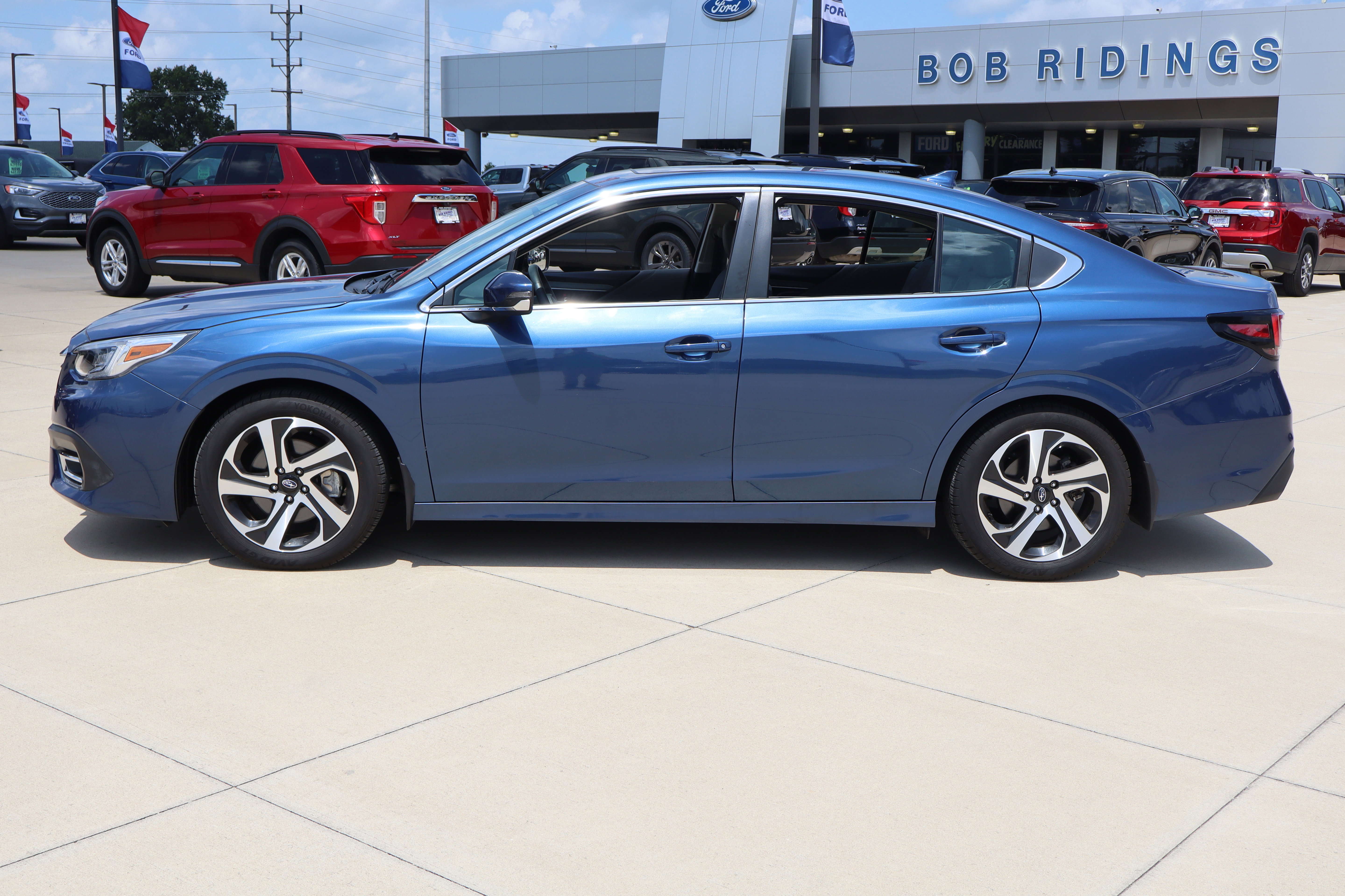 Used 2022 Subaru Legacy Limited image 9