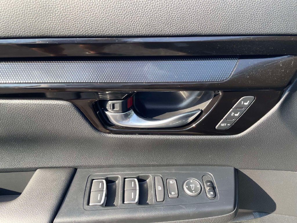 Used 2025 Honda CR-V EX-L image 19