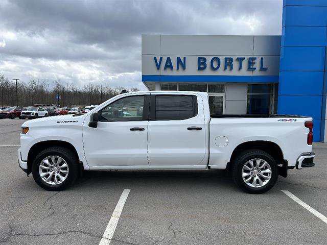 Certified 2021 Chevrolet Silverado 1500 Custom w/ LPO, Dark Essentials Package image 2