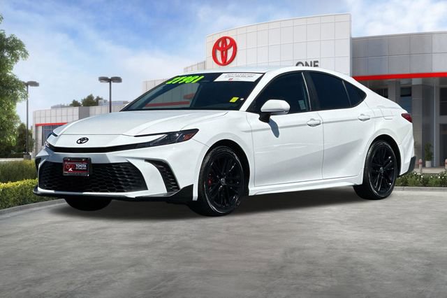 Certified 2025 Toyota Camry SE FWD image 10