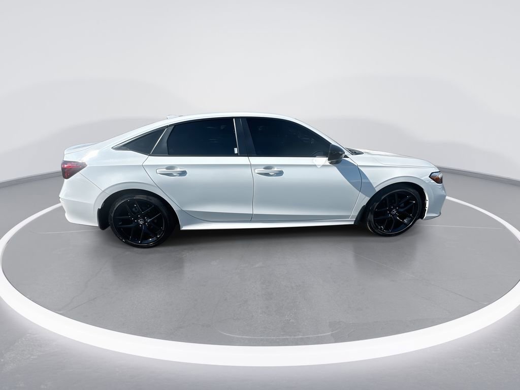 Used 2025 Honda Civic Sport image 9