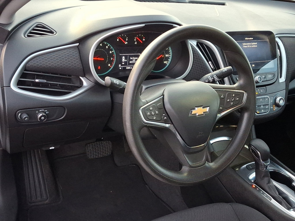 Used 2024 Chevrolet Malibu LT image 25