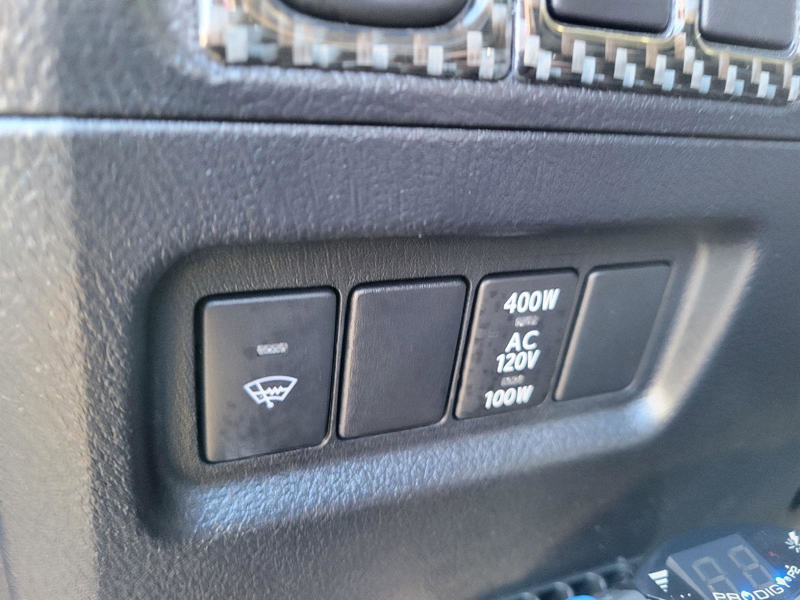 Used 2018 Toyota 4Runner SR5 Premium image 10