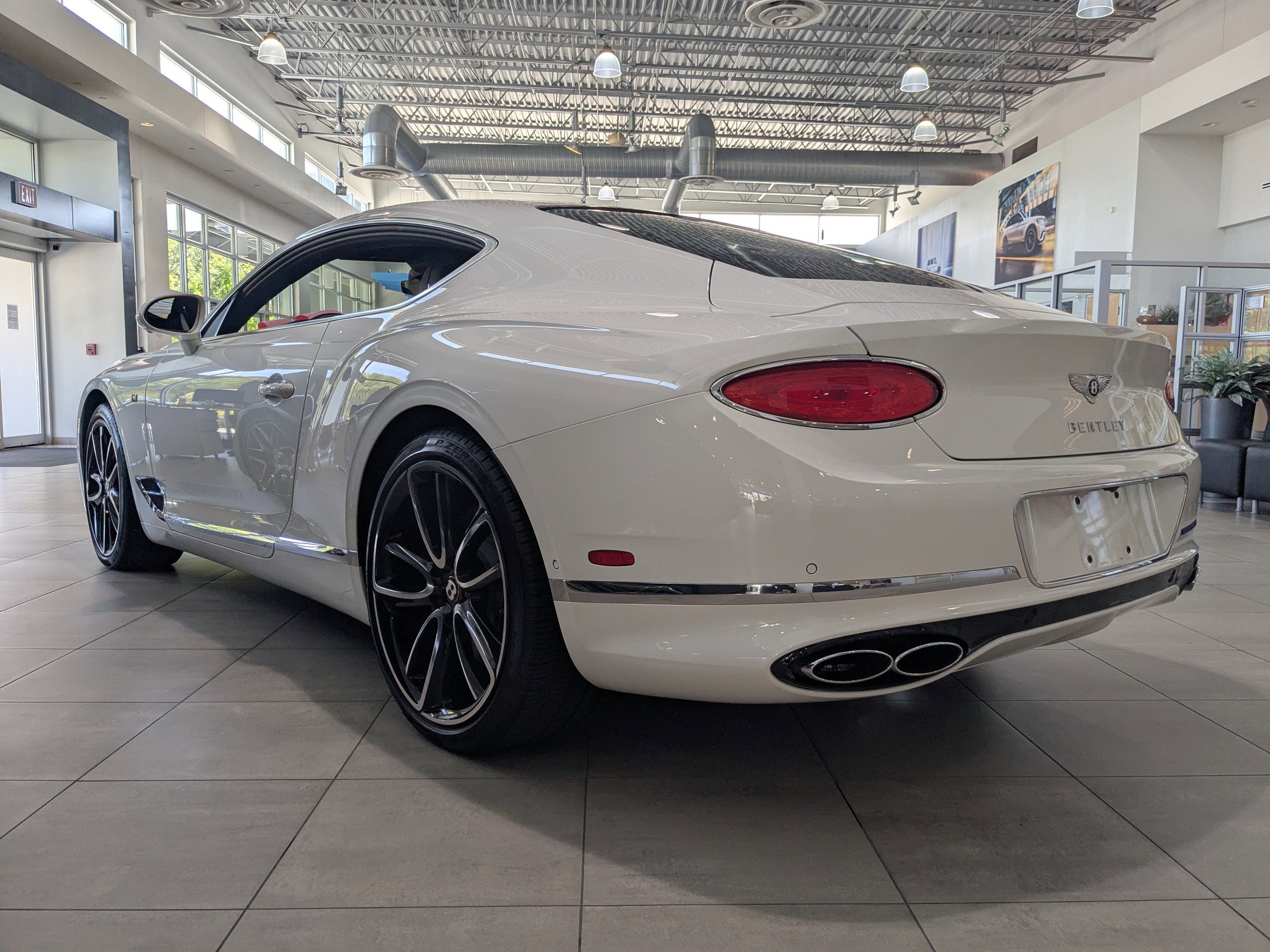 Used 2020 Bentley Continental GT image 5