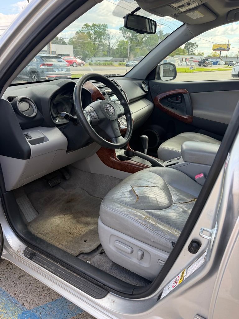 Used 2008 Toyota RAV4 Limited image 14