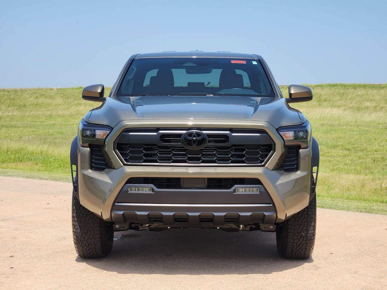 New 2026 Toyota Tacoma TRD Off-Road AWD/4WD image 6