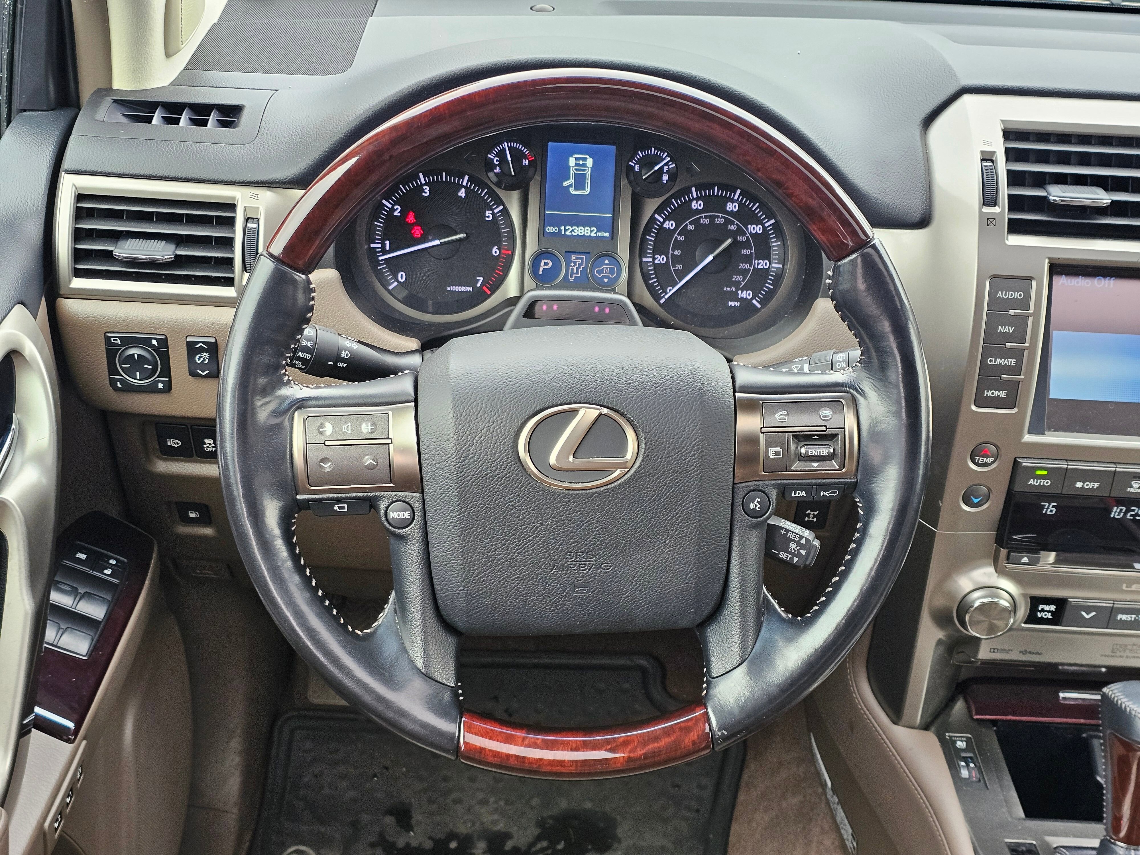 Used 2017 Lexus GX 460 Luxury image 20