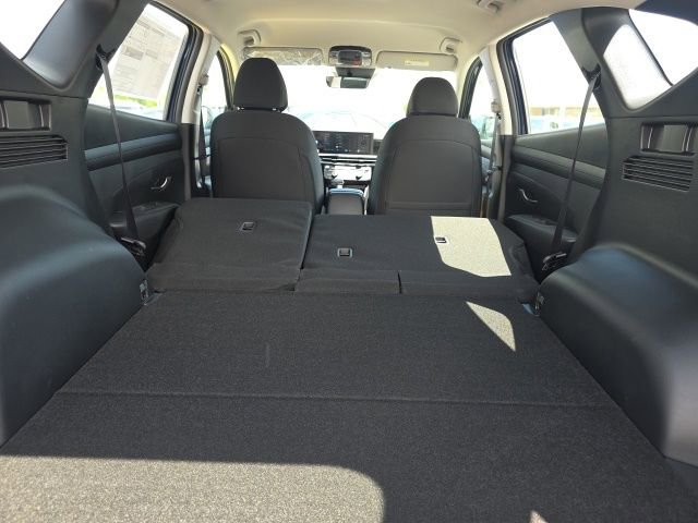 New 2026 Hyundai Tucson SE image 21