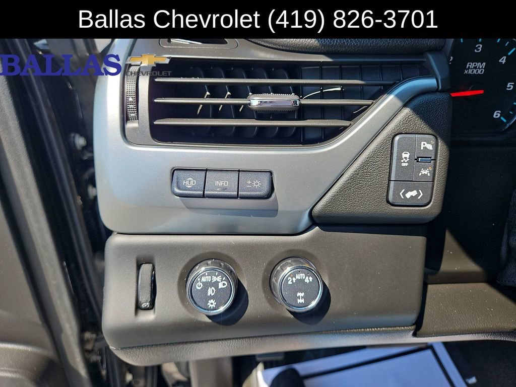 Certified 2018 Chevrolet Suburban Premier AWD/4WD image 18