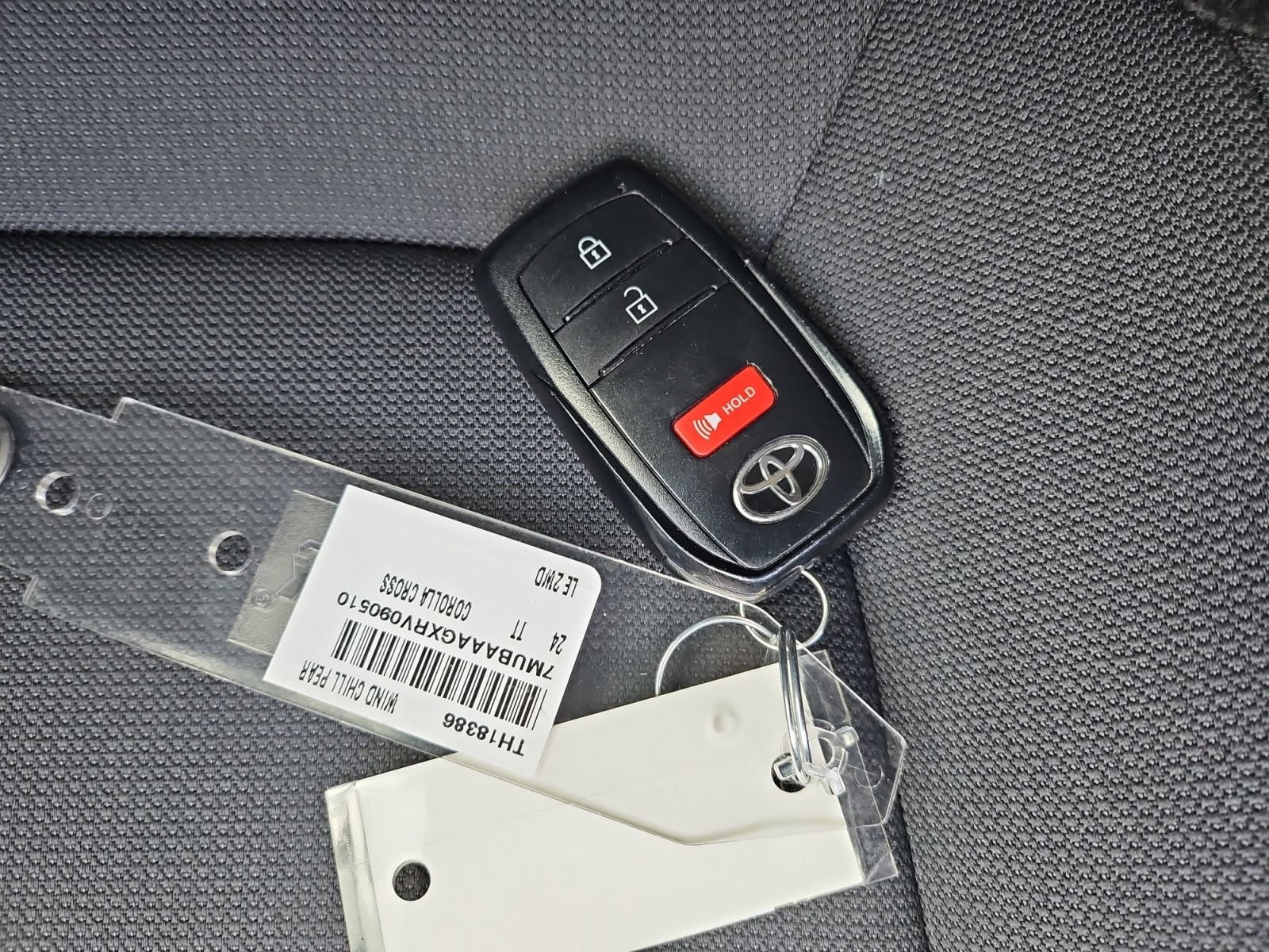 Used 2024 Toyota Corolla Cross LE w/ Moonroof Package FWD image 22