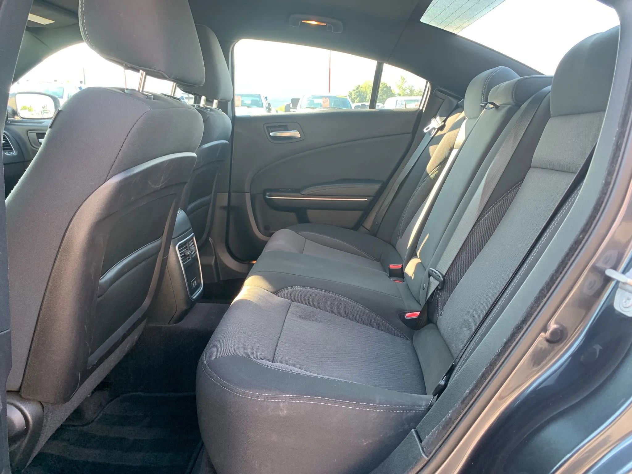 Used 2016 Dodge Charger SE RWD image 24