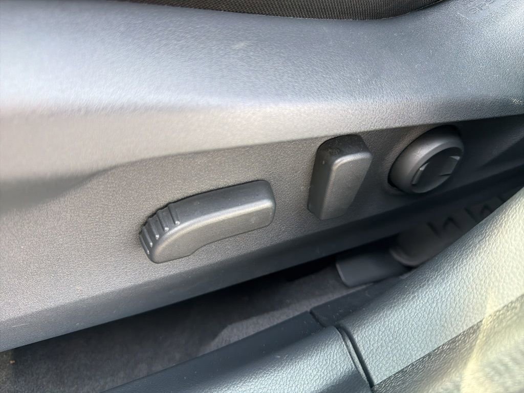 Certified 2025 Subaru Outback Premium image 25