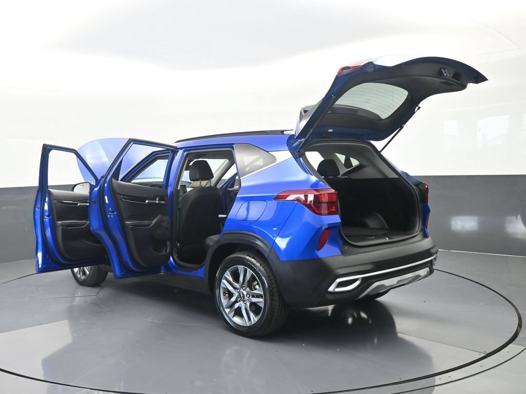Used 2023 Kia Seltos S FWD image 71