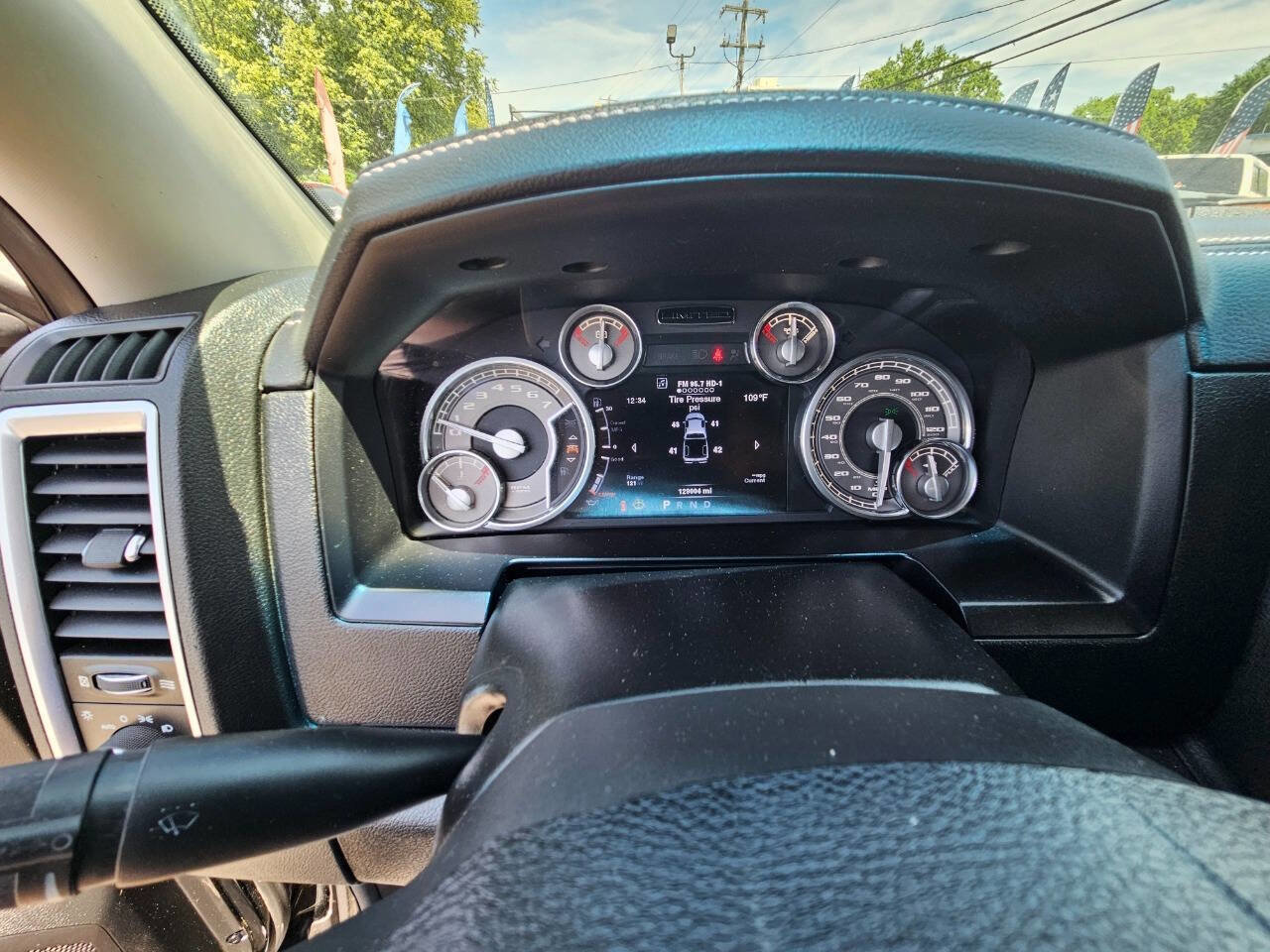 Used 2014 RAM 1500 Limited AWD/4WD image 16