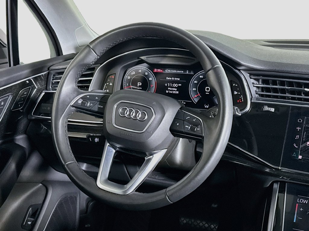 Used 2022 Audi Q7 3.0T Premium Plus w/ Premium Plus Package AWD/4WD image 10