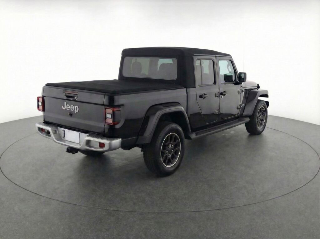 Used 2020 Jeep Gladiator Overland w/ LED Lighting Group image 5