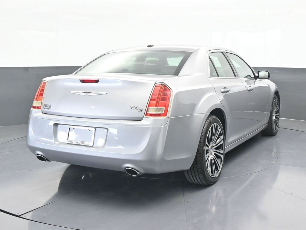 Used 2014 Chrysler 300 S image 5