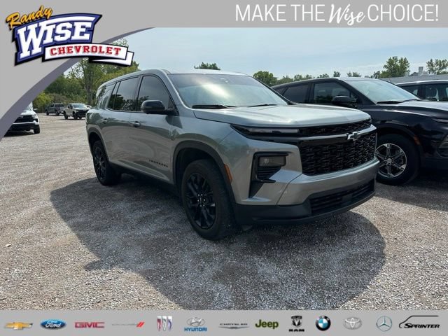 Used 2024 Chevrolet Traverse LS w/ Midnight/Sport Edition