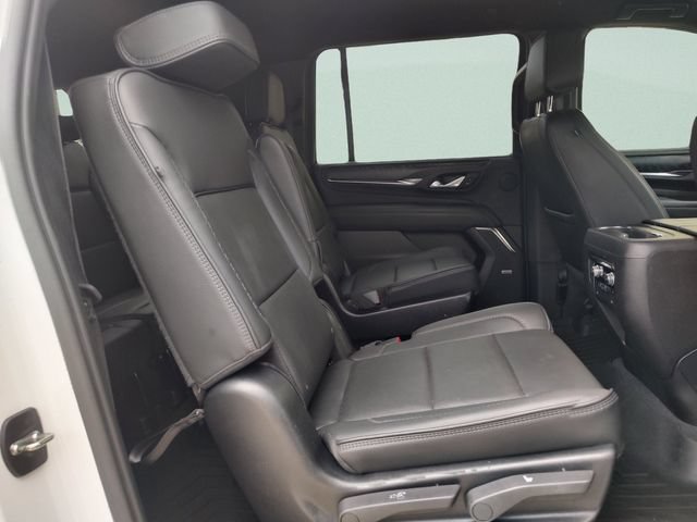 Used 2022 GMC Yukon XL Denali RWD image 28