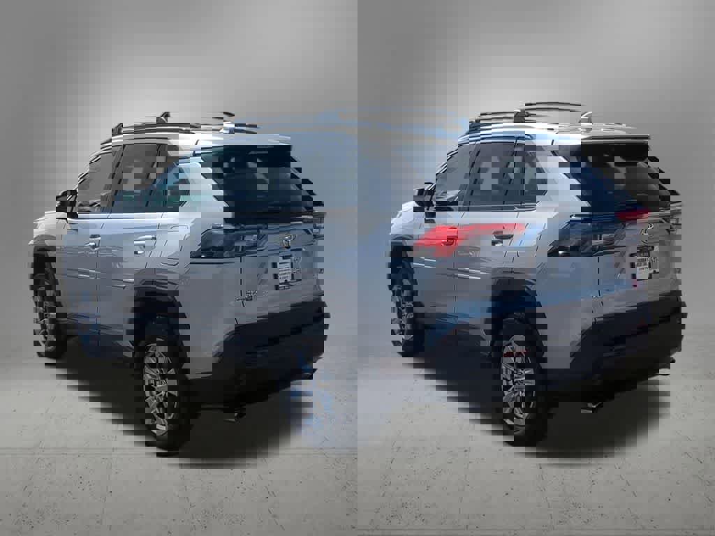 Used 2023 Toyota RAV4 XLE w/ XLE Grade Weather Package image 4