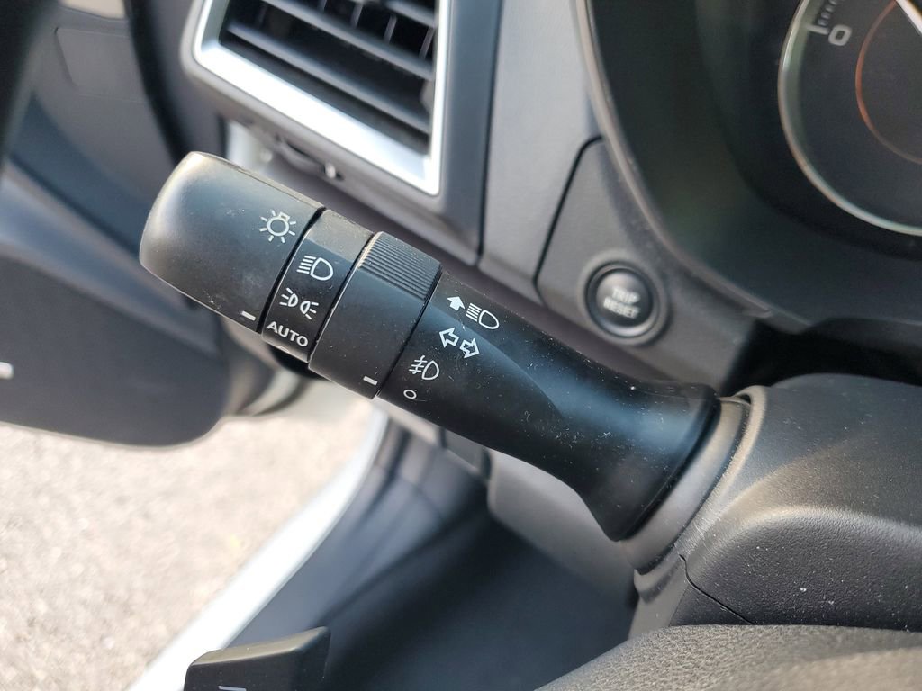 Used 2020 Subaru Crosstrek 2.0i Limited w/ Moonroof Package w/Navigation image 27