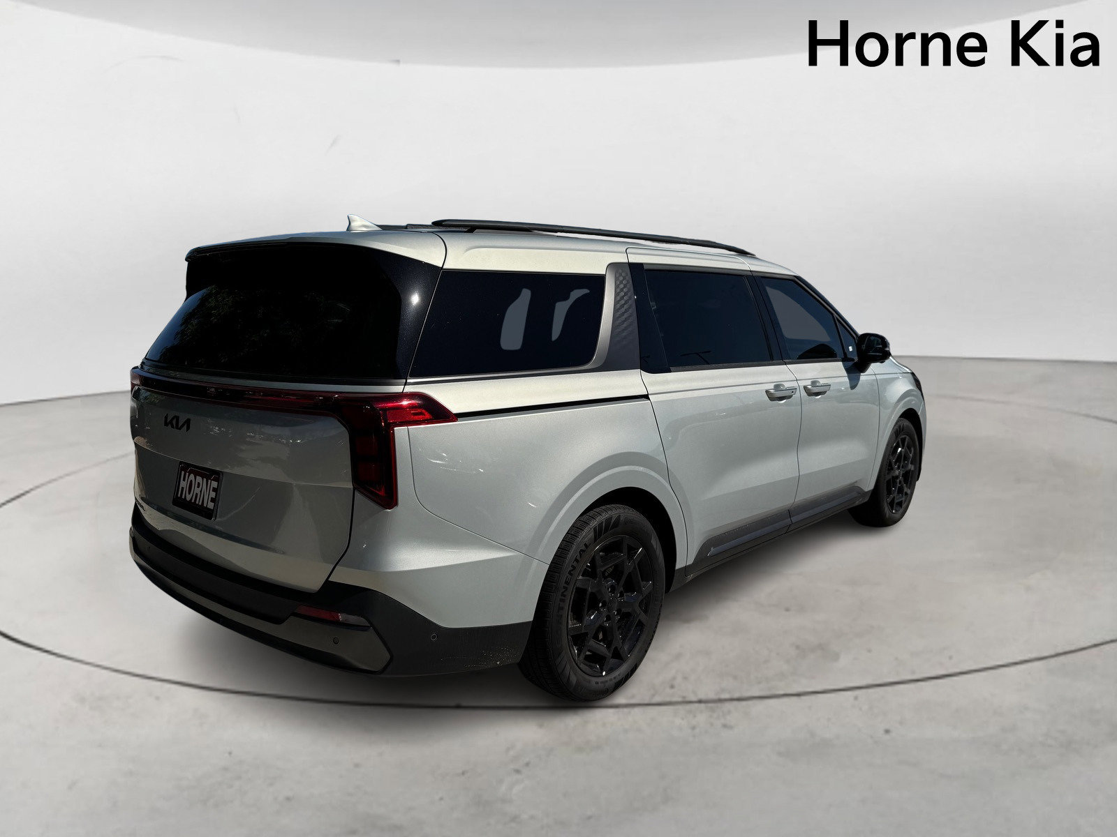 New 2026 Kia Carnival SX w/ SX Dark Edition Package image 4