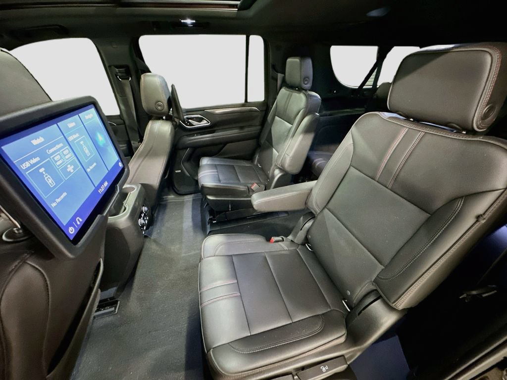 Used 2021 Chevrolet Suburban RST w/ Luxury Package AWD/4WD image 25