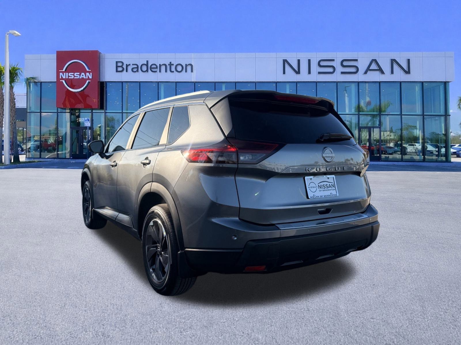 New 2026 Nissan Rogue SV w/ SV Premium Package image 4