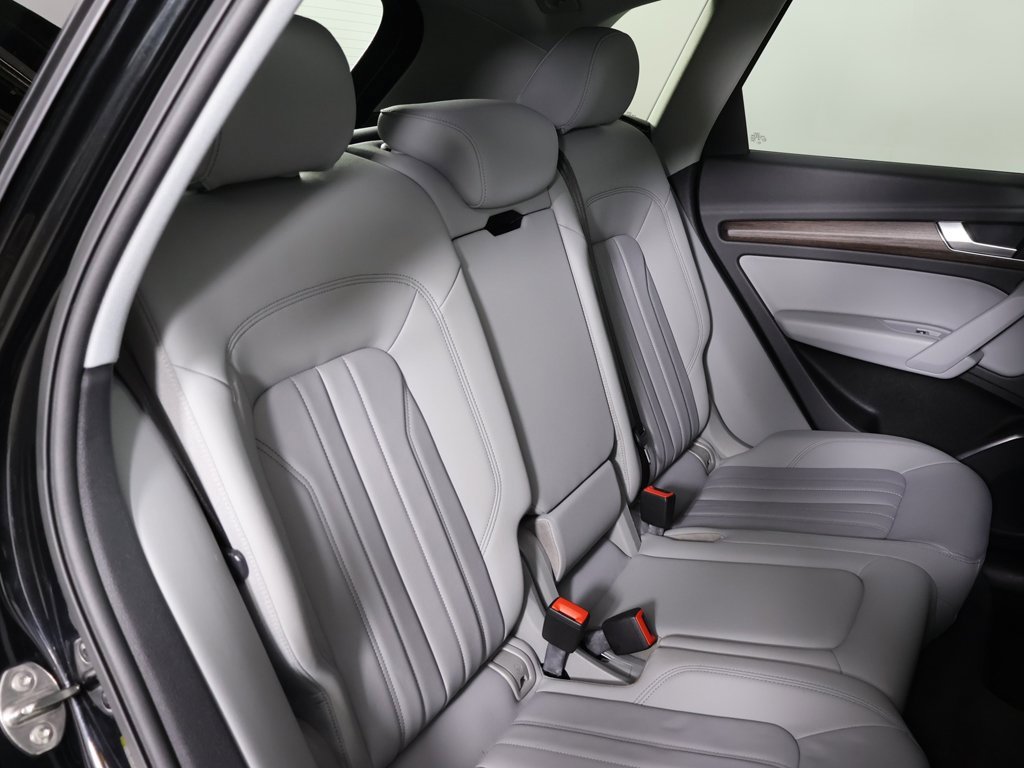 Used 2022 Audi Q5 2.0T Premium image 32