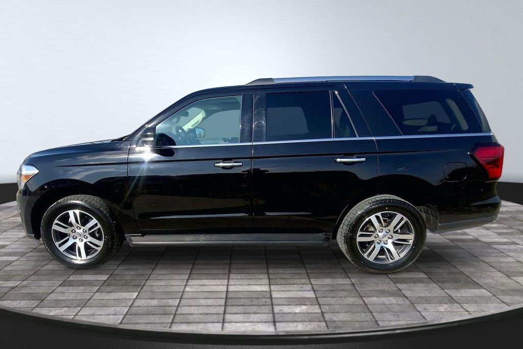 Used 2024 Ford Expedition Limited image 8