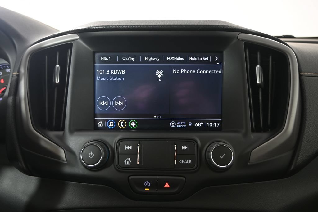 Used 2023 GMC Terrain AT4 w/ Tech Package AWD/4WD image 27