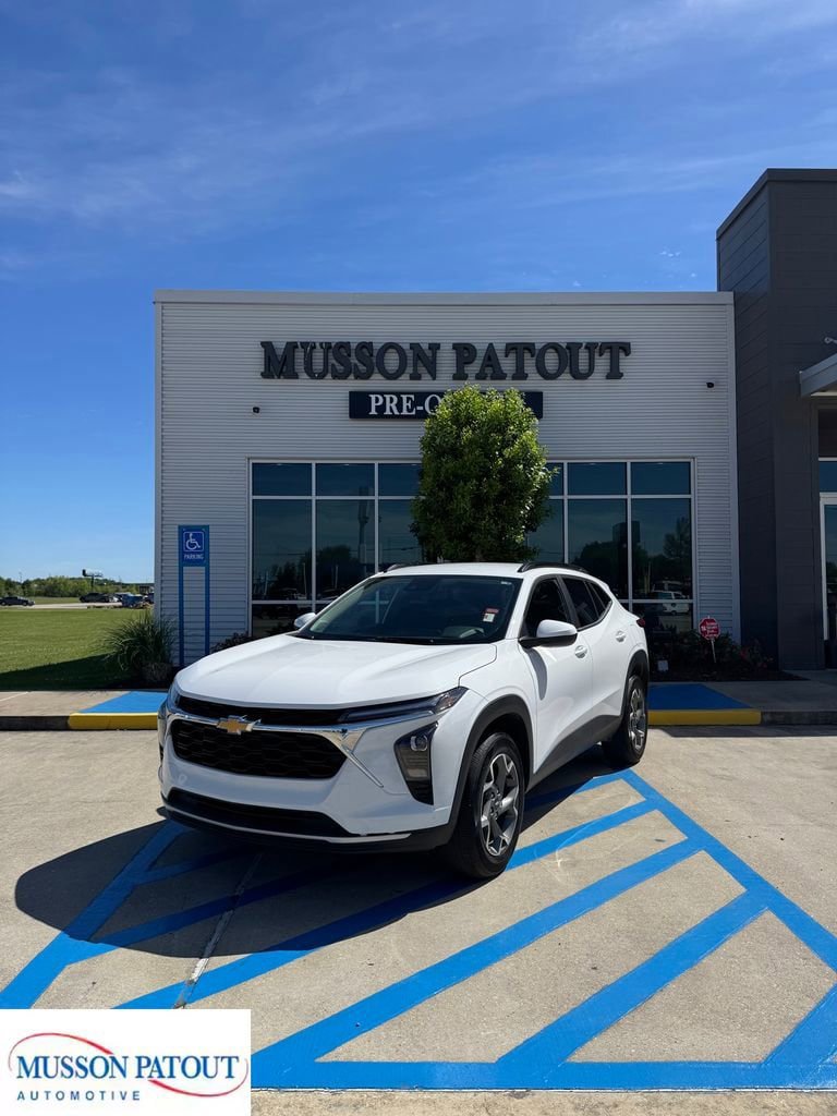 Used 2025 Chevrolet Trax LT w/ LT Convenience Package