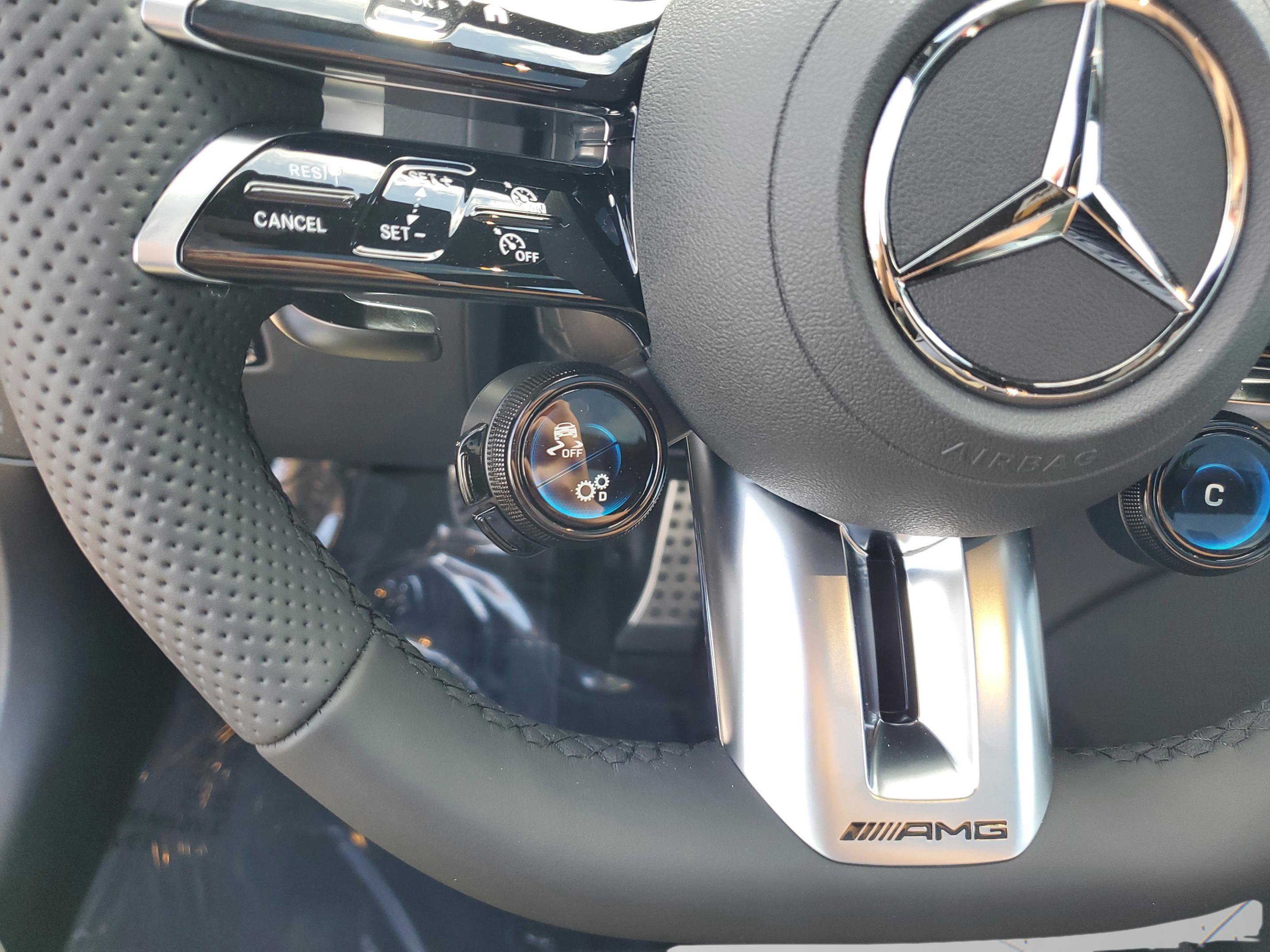 Used 2026 Mercedes-Benz GLC 43 AMG 4MATIC image 37