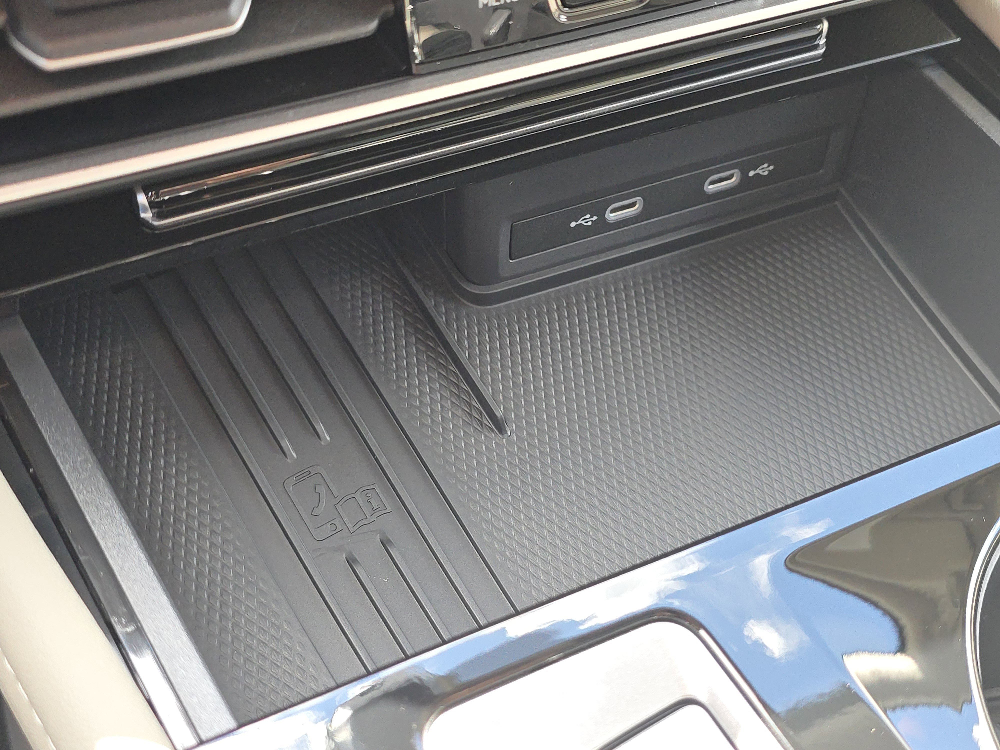 New 2026 Volkswagen Atlas SE image 24