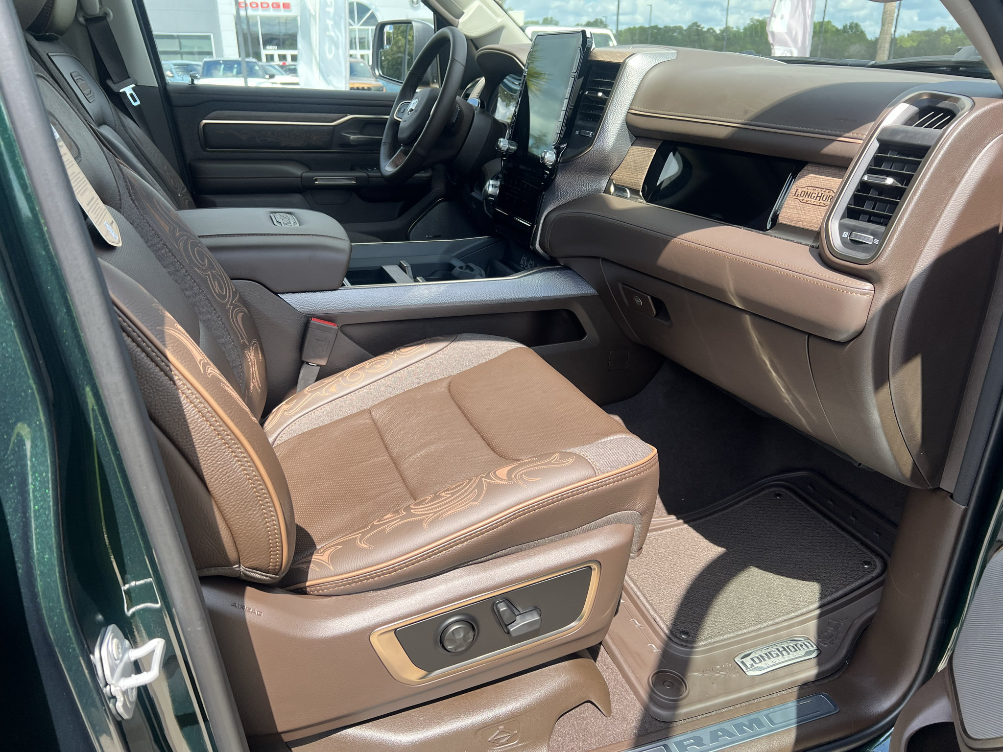 New 2027 RAM 1500 Laramie Longhorn AWD/4WD image 19